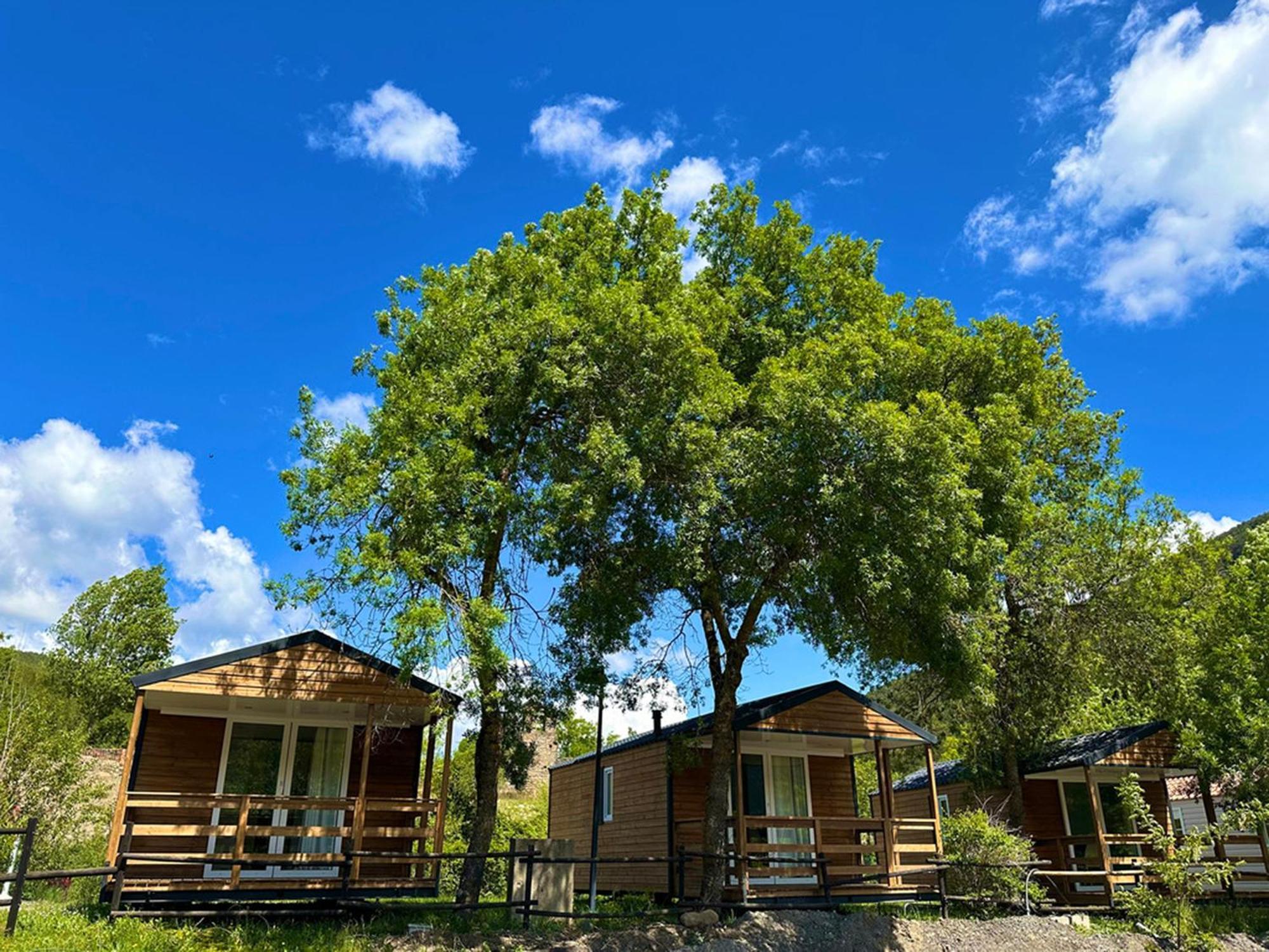 Bungalows Y Cabanas Solopuent Natur Castiello de Jaca Buitenkant foto